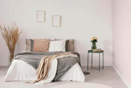 Bedroom Decor Using Neutral Colors