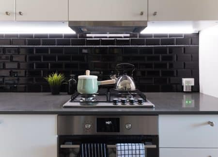 Perfect guide for selecting kitchen splash black tiles