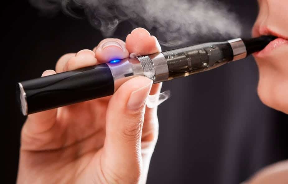 Vaping Etiquette: What You Should and Shouldn't Do