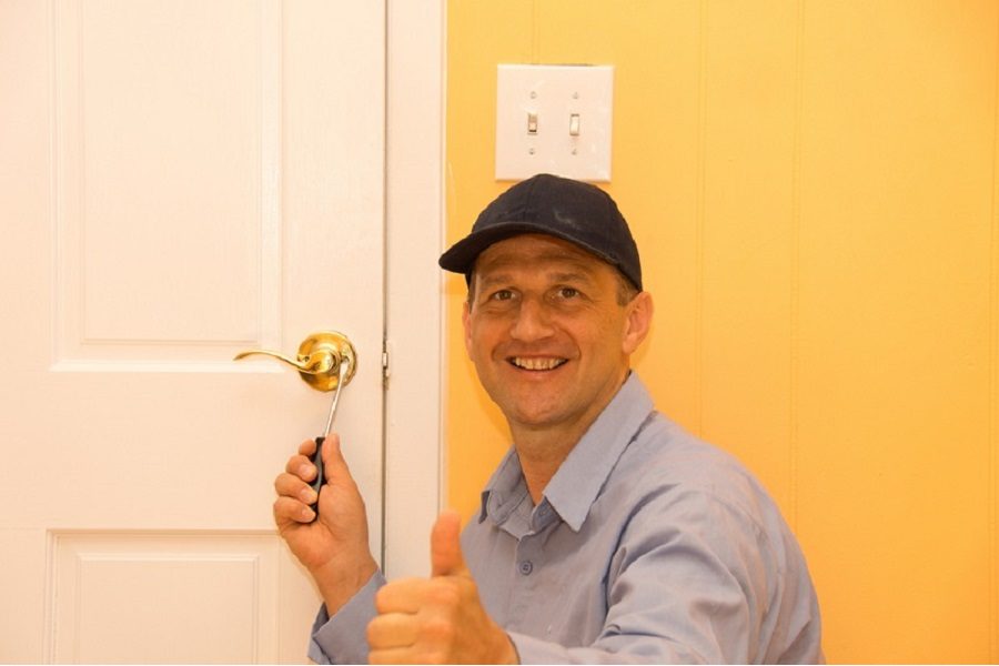 All You Need To Know About Hiring Emergency Locksmiths