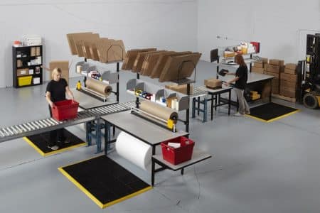 Benefits of Adjustable Packing Tables Benefits of Adjustable Packing Tables