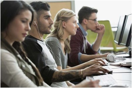 IT Career: Should You Study On Your Own Or Take IT Courses?
