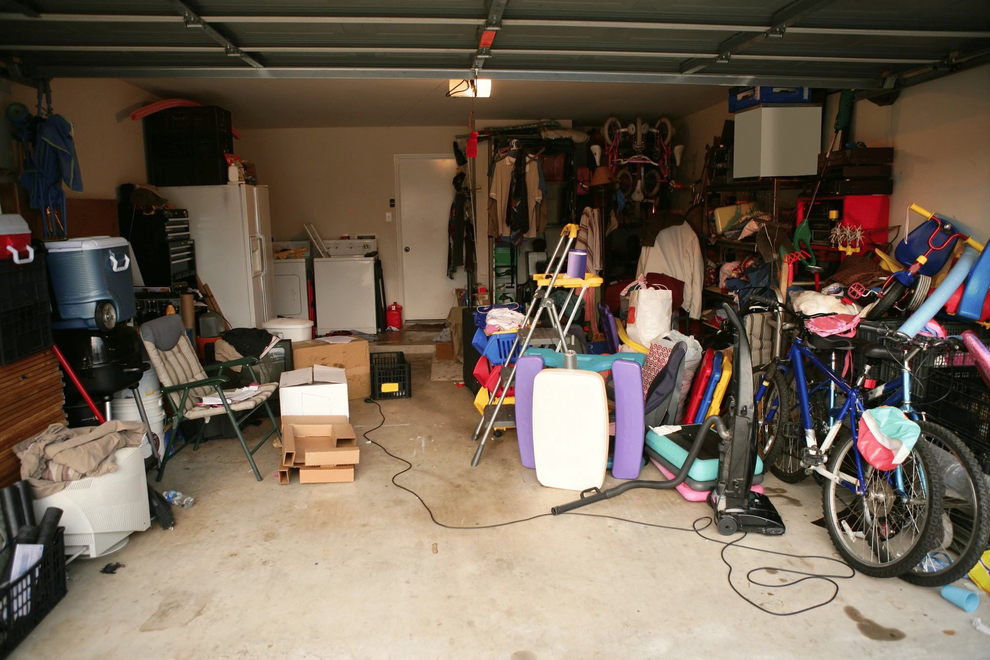 How to Declutter the Garage Like a Pro