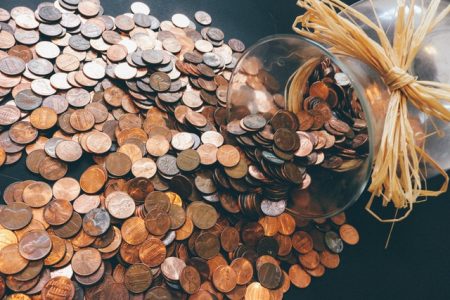 How to Budget and Save Money Effectively