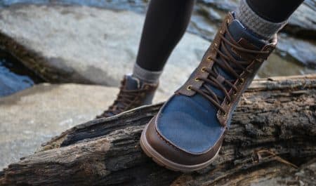 Wide toe shoe