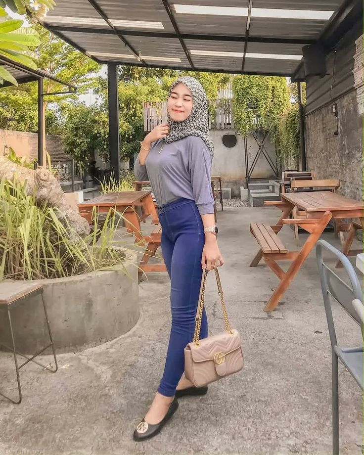 Mekka Mellie blog on the Indonesian fashion