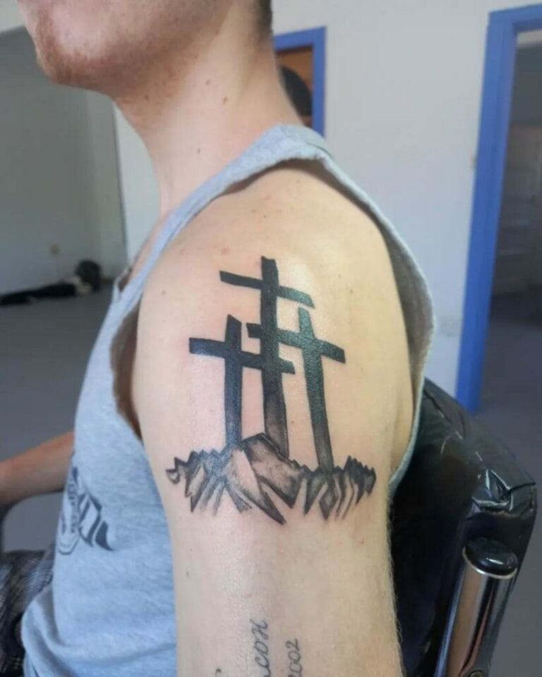Men got 3 Cross Tattoo on shoulder 