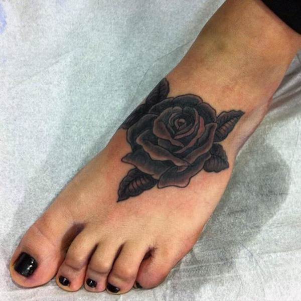 Rose Tattoo Ideas: Catching Everyone's Attention