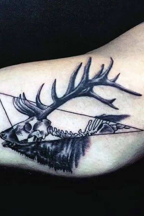Best Deer Antler Tattoo Designs and Ideas