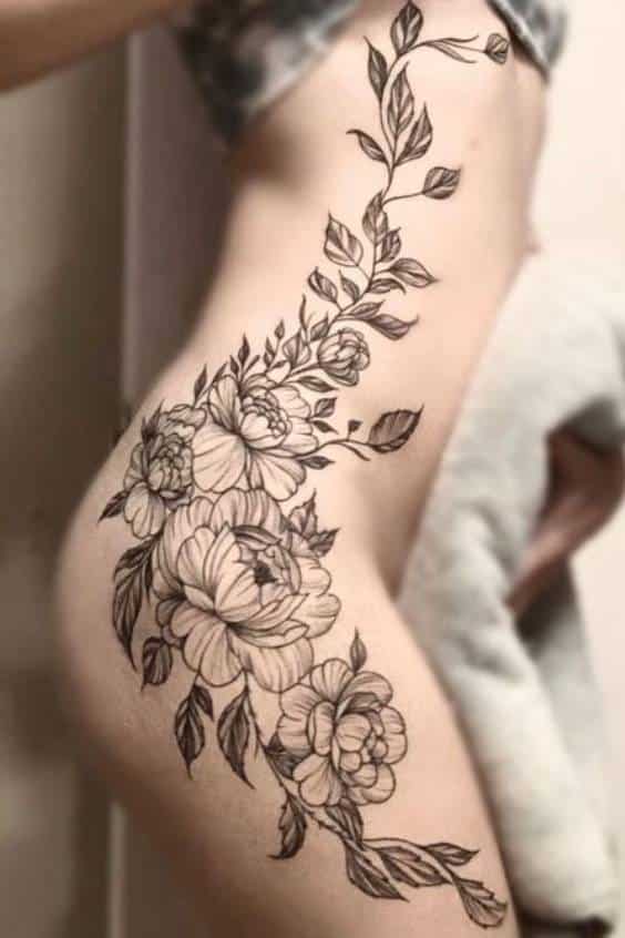 tattoo woman belly