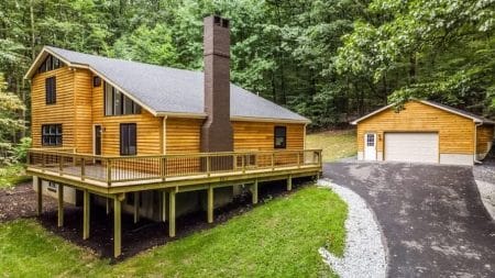 The Perks of Booking a Log Cabin For a Family Getaway