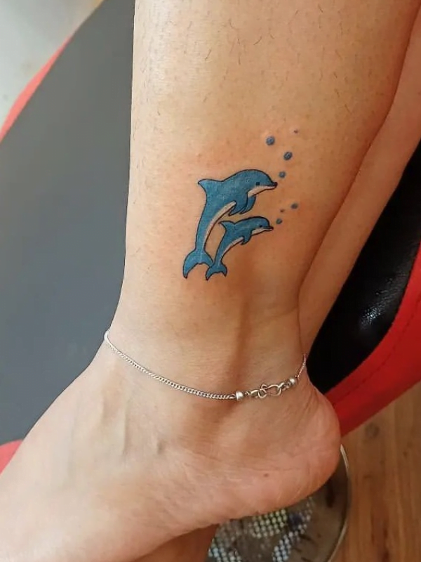 Dolphin Tattoo on Leg