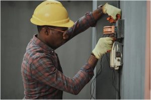 Working With Experienced Electrical Professionals